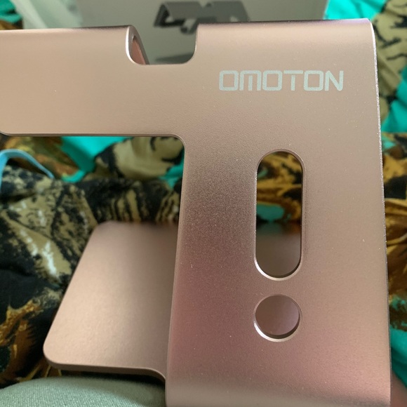 Omoton charging stand - Picture 2 of 6